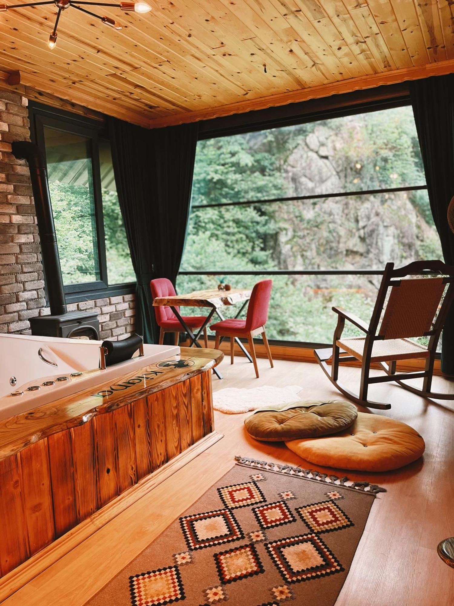 Kiana Bungalov Bed and Breakfast Ardeşen Værelse billede